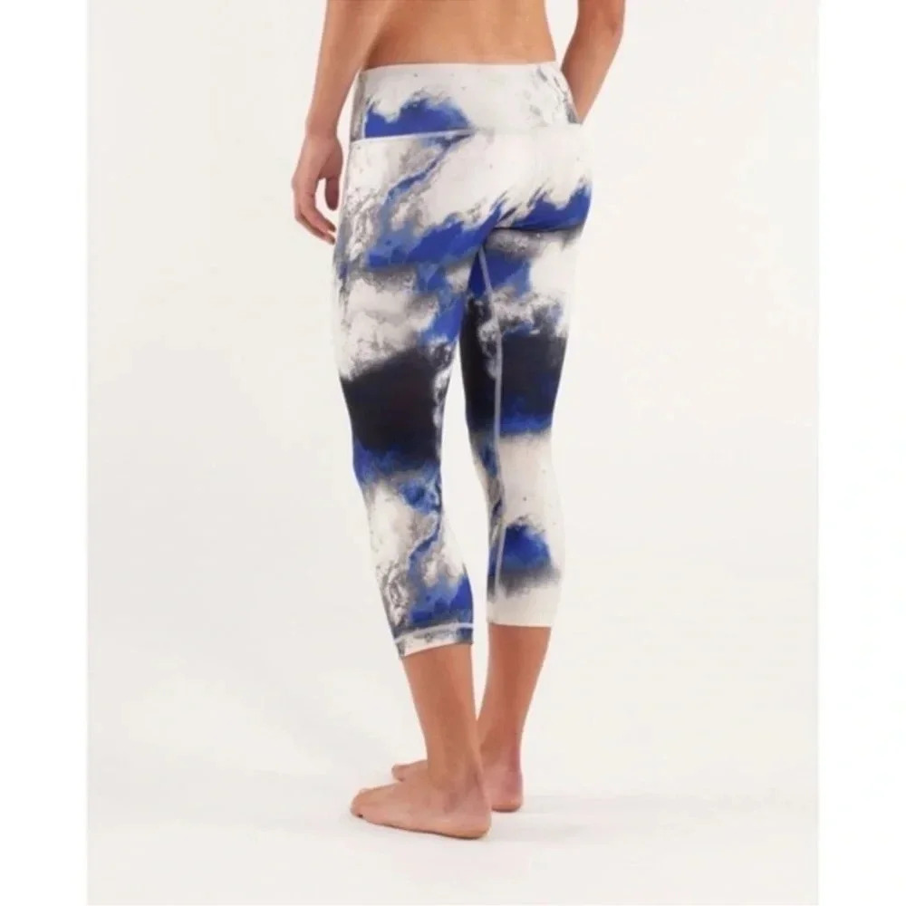 Lululemon Wunder Under Crop Leggings in Milky Way Multi - Picture 4 of 7